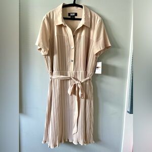 DKNY belted plissé mini dress 🩷 (please check pics for disclaimer.)